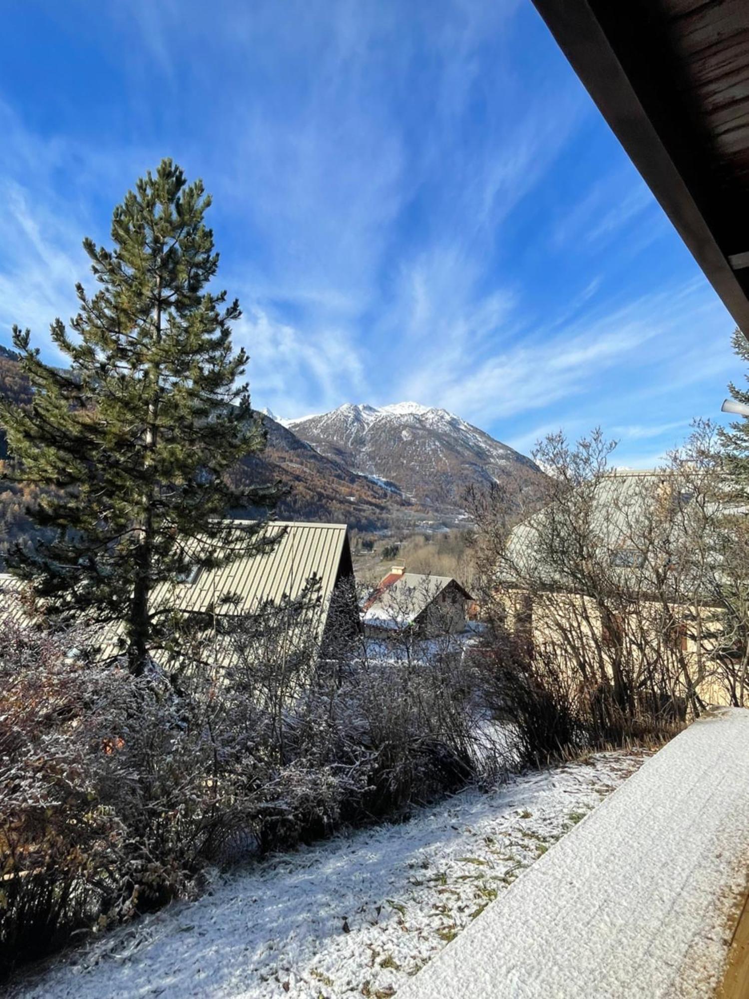 Serre Chevalier Studio 30 M2 Coin Montagne A 8 Minutes Des Pistes Saint-Chaffrey Buitenkant foto