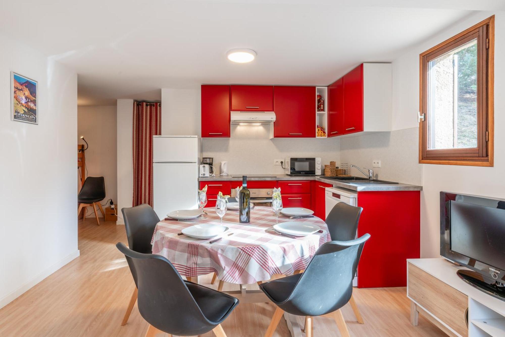 Serre Chevalier Studio 30 M2 Coin Montagne A 8 Minutes Des Pistes Saint-Chaffrey Buitenkant foto